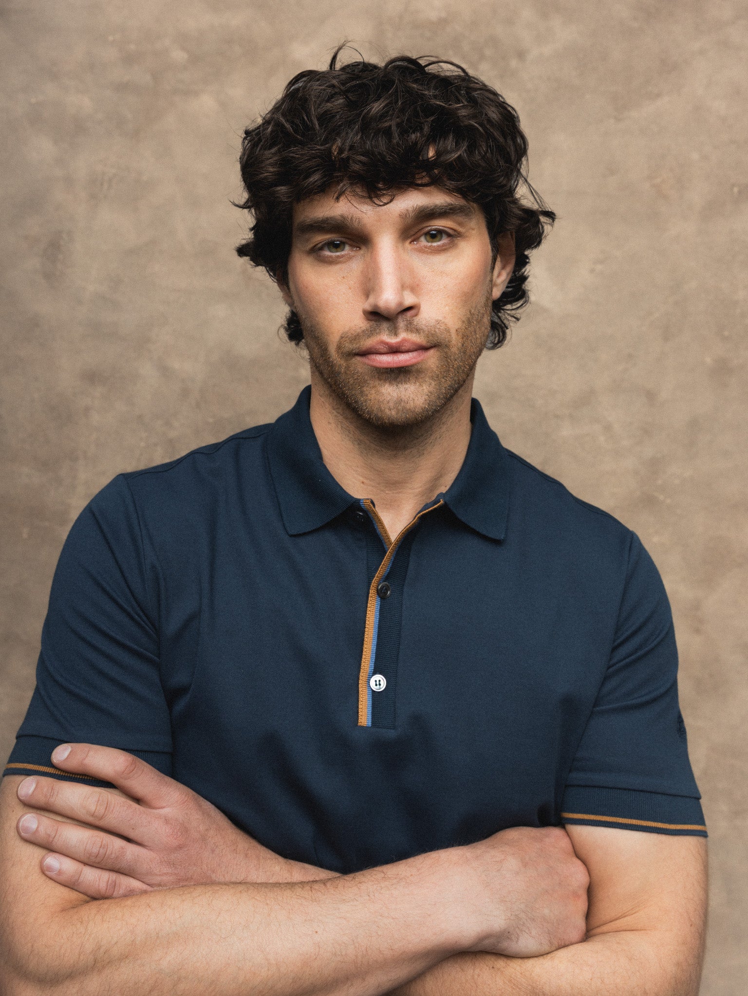 Modelshot / Navy / Detail